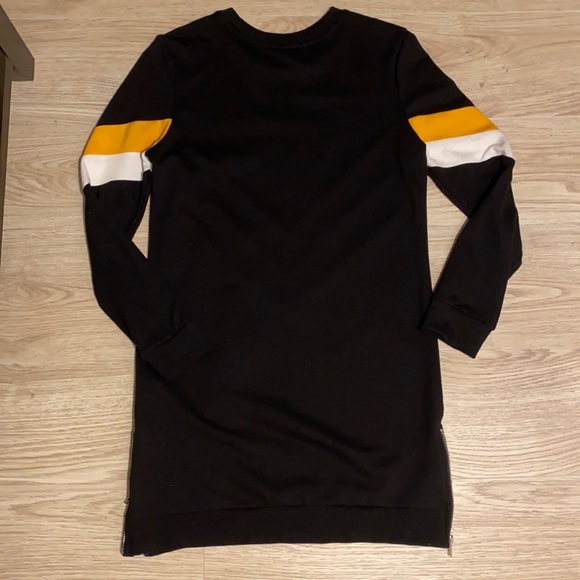 Guess Sweater Dress - Picture 5 of 5